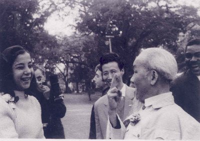 554311_3385408085472_1577629832_2616574_353623612_n